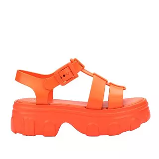 Melissa Ella Laranja