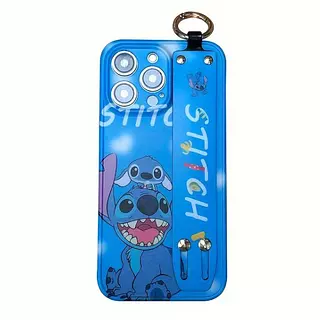 Case Diseño Stich Con Soporte + Strap Protector De Cámaras Iphone 15 Pro+