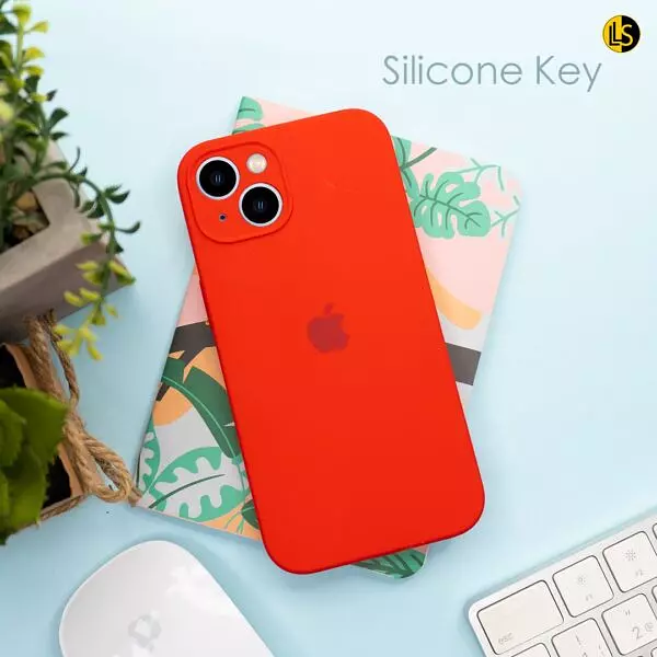 Silicon Case Rojo Protector Cámaras Iphone 15pro+