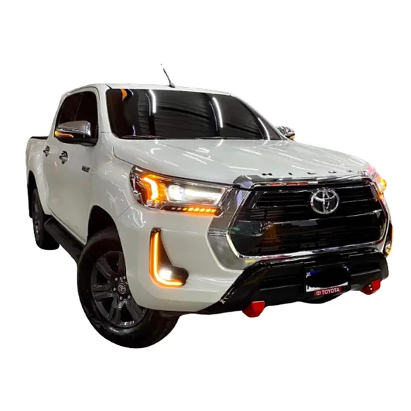 Persiana Toyota Hilux 2021-2025 Cromada