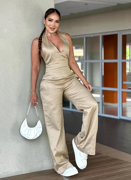 Enterizo Beige – Elegante Y Versátil