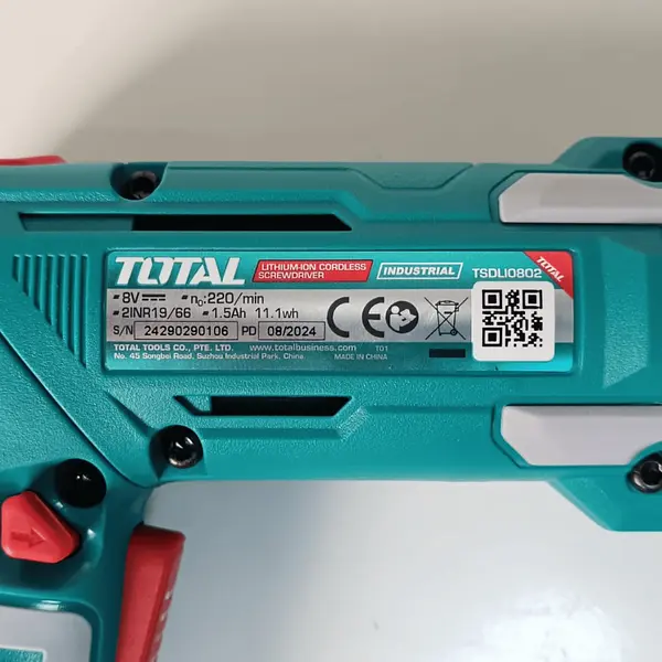Atornillador 8v 6nm + Estuche + 17piezas Total