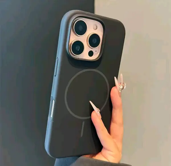 Silicon Case Magsafe Negro Iphone 16