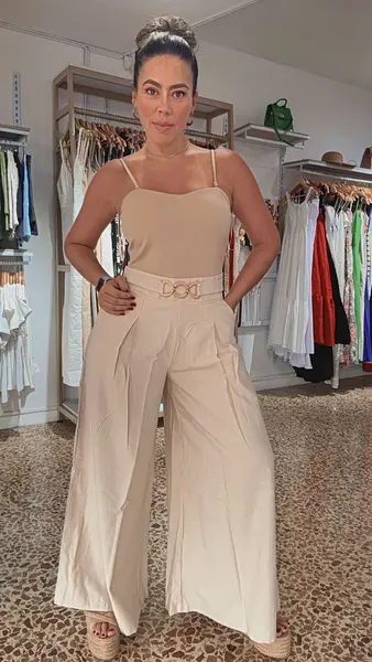 Enterizo Beige Moderno Y Elegante Para Mujer