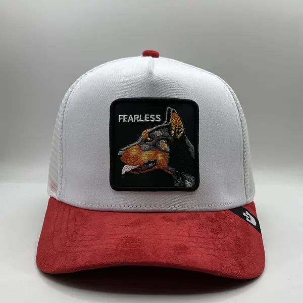 Fearless Blanca Visera Roja