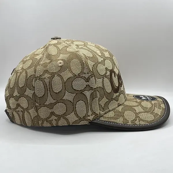 Coach Beige Estampada