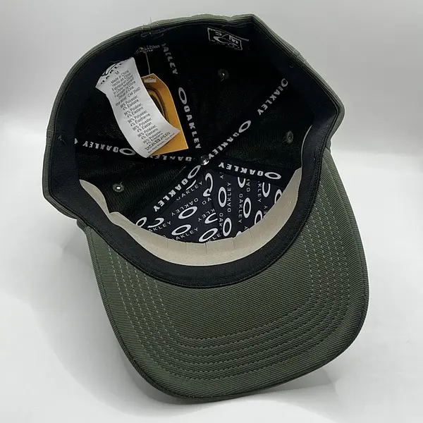 Oakley Verde Cerrada