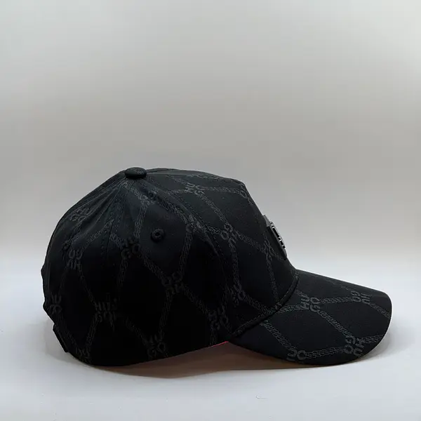 Hugo Negra Rombos Parche Cuero