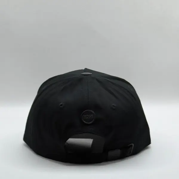 Gorra Negra Boss Bordado En Blanco