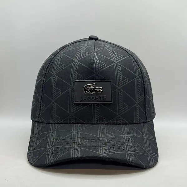 Gorra Lacoste Negra Parche Goma Pin Metálico