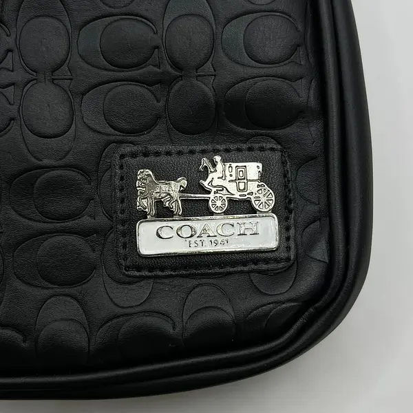 Pechera Coach C Relieve