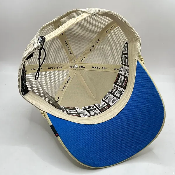 Peacock Beige Cordón